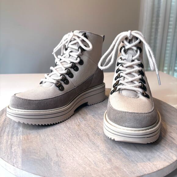 Teva Midform Patchwork Neutral Multi Women's Boots US Size 6.5 - Picture 1 of 11